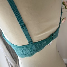 34B  Triumph amourette charm conscious Bra Underwired  Lingerie briefs U.K. 10 