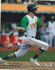 BEN ZOBRIST  OAKLAND A'S   PSA AUTHENTICATED  ACTION SIGNED 8x10