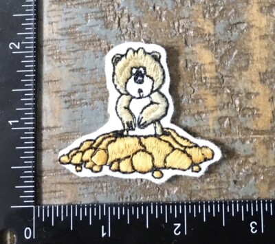 Vintage GOPHER Dirt mound Animal Wildlife Embroidered Sew-On Patch | eBay