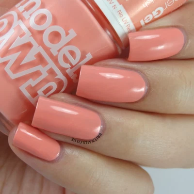 MODELS OWN Modelle eigener Nagellack langer Strand Pfirsich SG025 orange Pfirsich HyperGel Lack