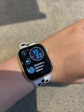 Apple Watch 44mm SE Nike Edition