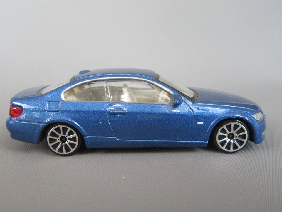 C635 Burago Chine BMW 335I E92 2006 Bleu Métallisé 1:43 bburago - Photo 4/4