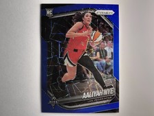 2025 Panini Prizm WNBA #15 Aaliyah Nye (RC) Blue Velocity Prizm