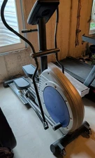 EPIC EL 2980 Elliptical Exercise Machine Excellent Cond - Delivery Available