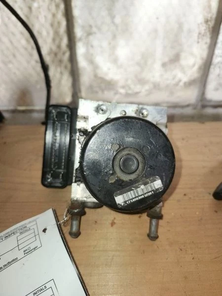 2006-2009 Ford Fusion ,Mercury milan Abs Anti Lock Brake Pump Assembly FWD OEM Foto 4 de 4