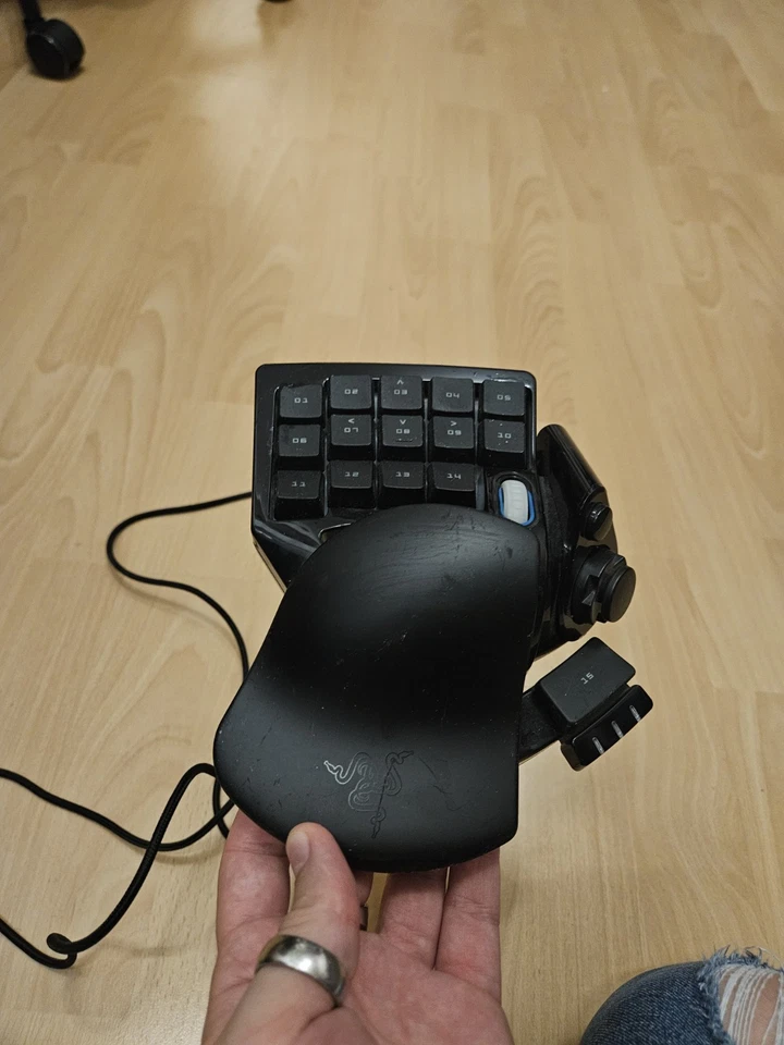 Razer Nostromo MMO Gamepad - Bild 2 von 4
