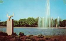 Theodore Roosevelt Memorial Fountain at Brookfield Zoo, Brookfield, Illinois393