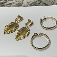 Lot Of 2 Vintage - Modern Earrings Clip On Gold Tone - Napier / JJC