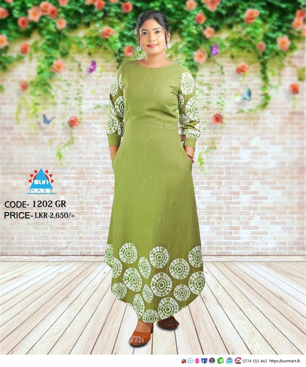 Dress Green Color Three Quarter Sleeves Floral Long Maxi Women Round Necked  New