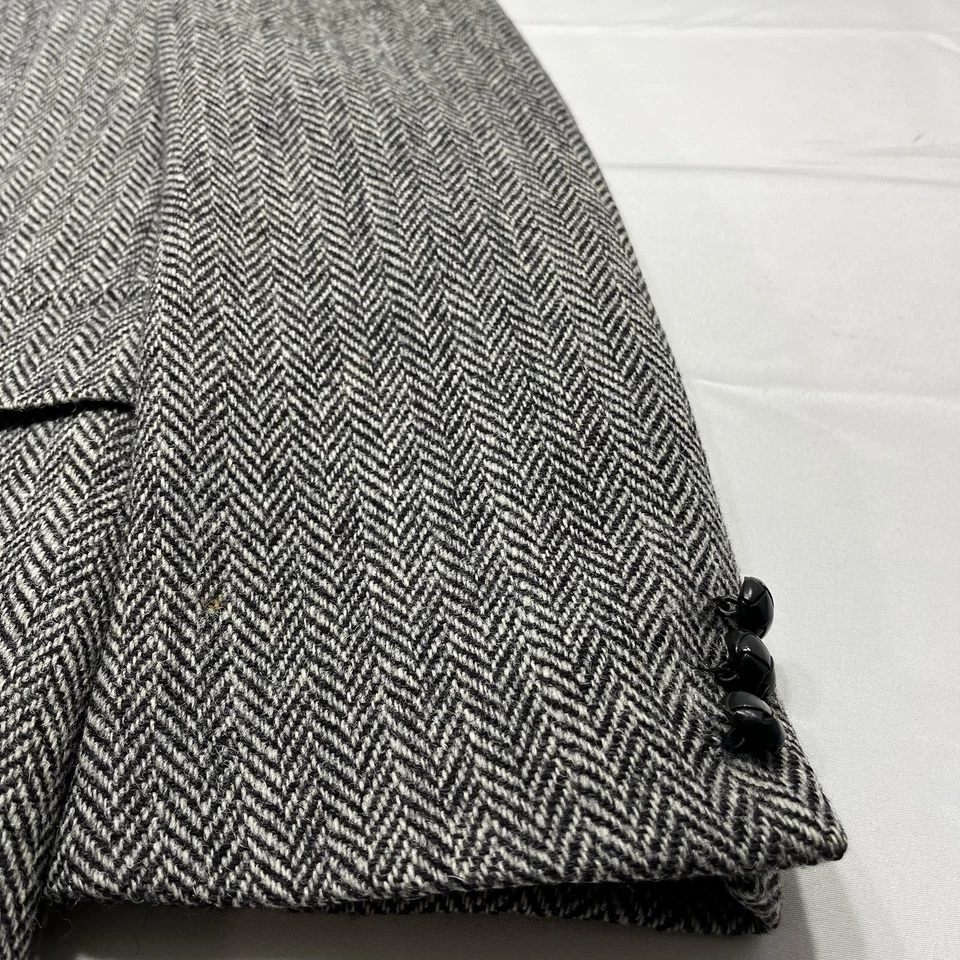 Vintage Men’s Harris Tweed Wool Blazer Jacket Size 50 XL Grey Chevron 80s 90s ** - Image 3 of 4