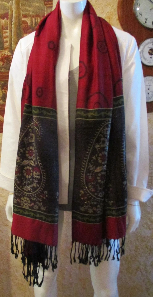 Lenço xale paisley borgonha envoltório: elegante franja atada, macio e quente - Imagem 3 de 4