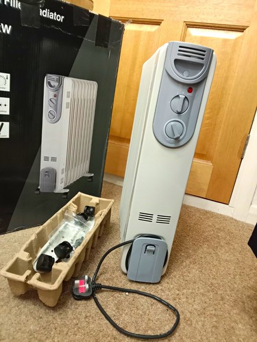 Portable 2kW Oil Filled Radiator 3 Heat Settings Thermostat White/Grey