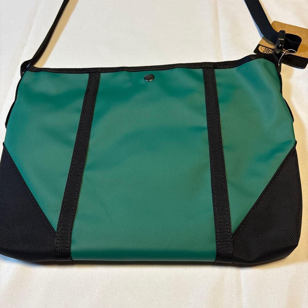 Back Cover Button Up Clear Plexiglass Case New - image 3