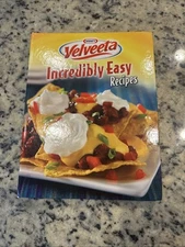 Velveeta Incredibly Easy Recipes by Publications International Ltd. (2009)