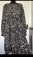 Ladies New Look Long Sleeve black polka dot party Dress Size 20 gorgeous  