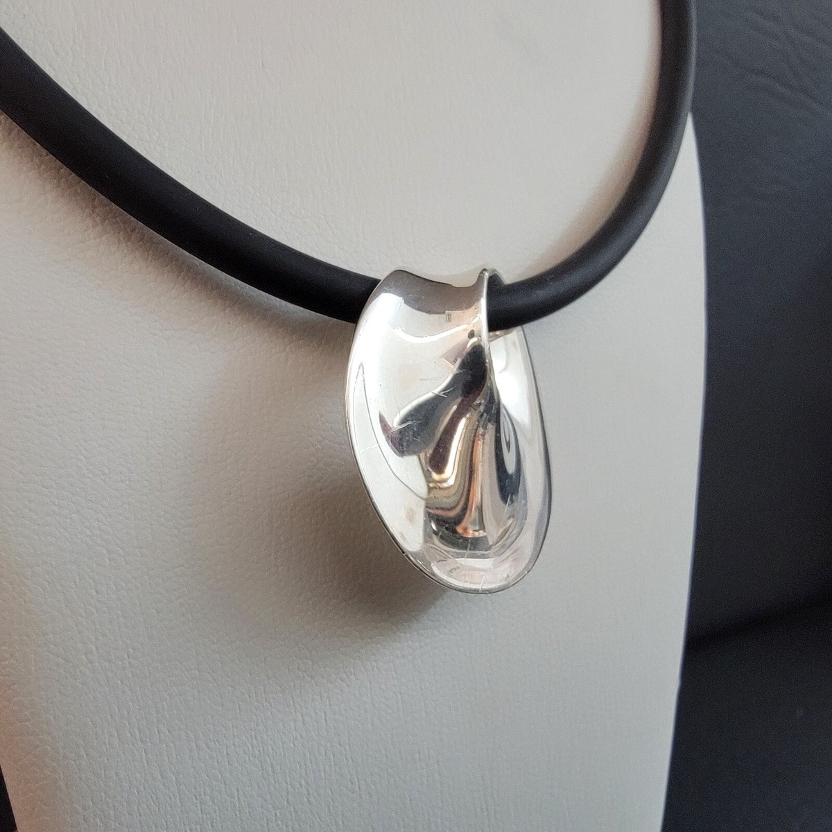 Georg Jensen Big Mobius Pendant 374 Torun Sterling Silver Choker