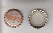 BARQS IMITATION PEACH SODA  BOTTLE CAPS.100 PIECES  PLASTIC LINED  UNUSED