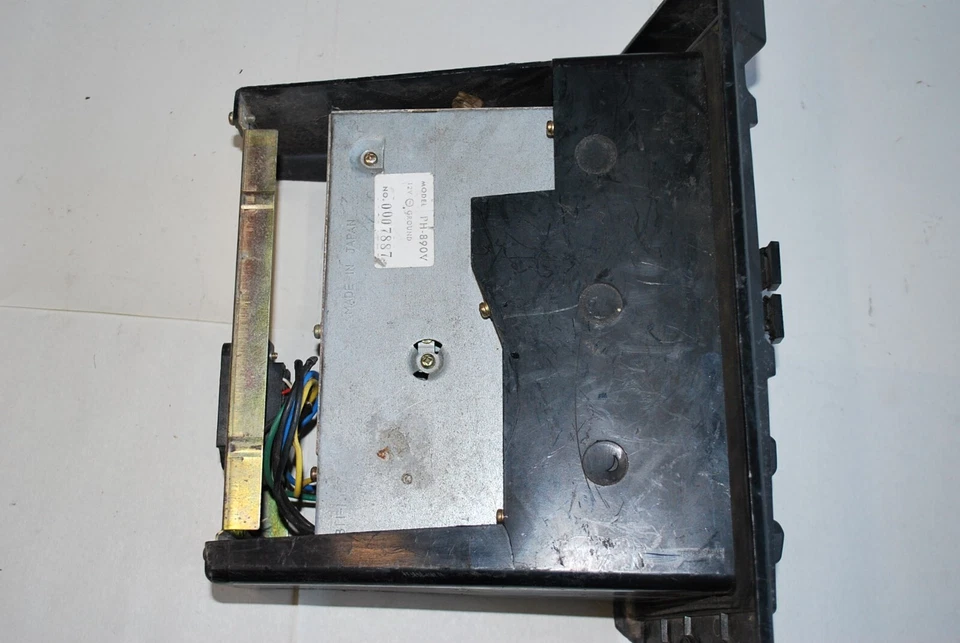 1980 - 1983 HONDA GOLDWING GL1100 DECK CASSETE - Imagem 3 de 4