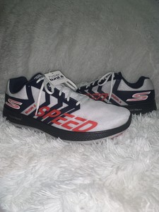 skechers men's gorun razor 3 hyper running shoe