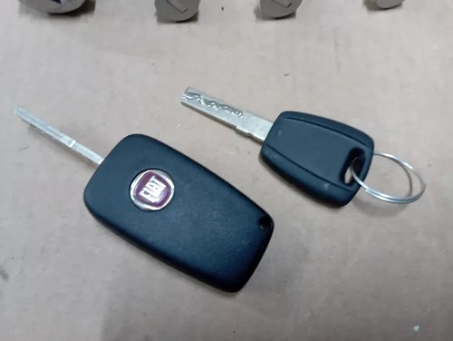 FIAT genuine Ignition Lock set Barrel 2 KEYS FIAT MK3 Grande Punto 71751564 - Picture 8 of 12