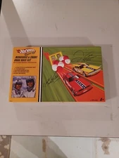 Autographed, Wheels Classics 2005 Snake and Mongoose Drag Race Set, Unopened