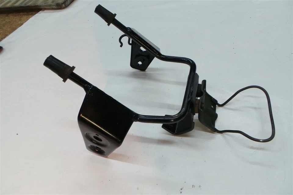 SOPORTE FARO VISIÓN YAMAHA XZ550 XZ550RJ 82 ESTANCIA 11H-23174-00-00 Foto 2 de 4