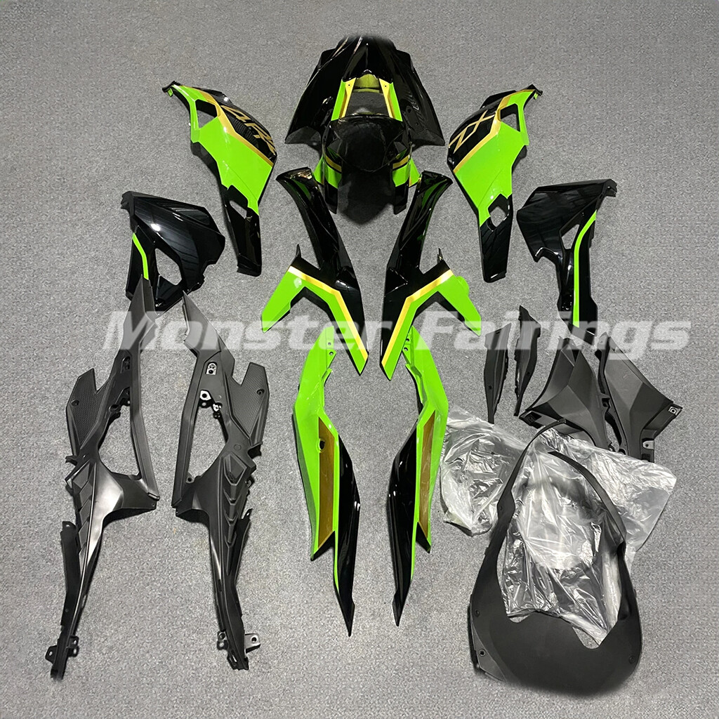 Chetsjazz。 4体セット。 カワサキから「Ninja ZX-4R SE」「Ninja ZX-4RR KRT EDITION」新
