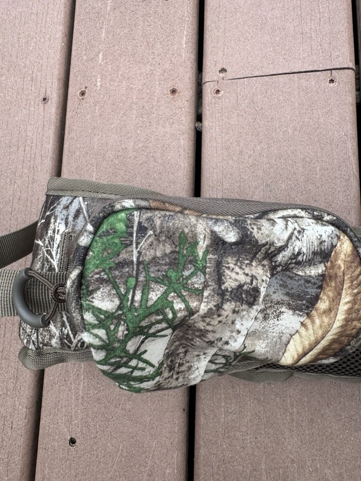 Realtree Camouflage Fanny Pack Hunting Belt Lightweight Clip On Adjustable - Image 3 of 4