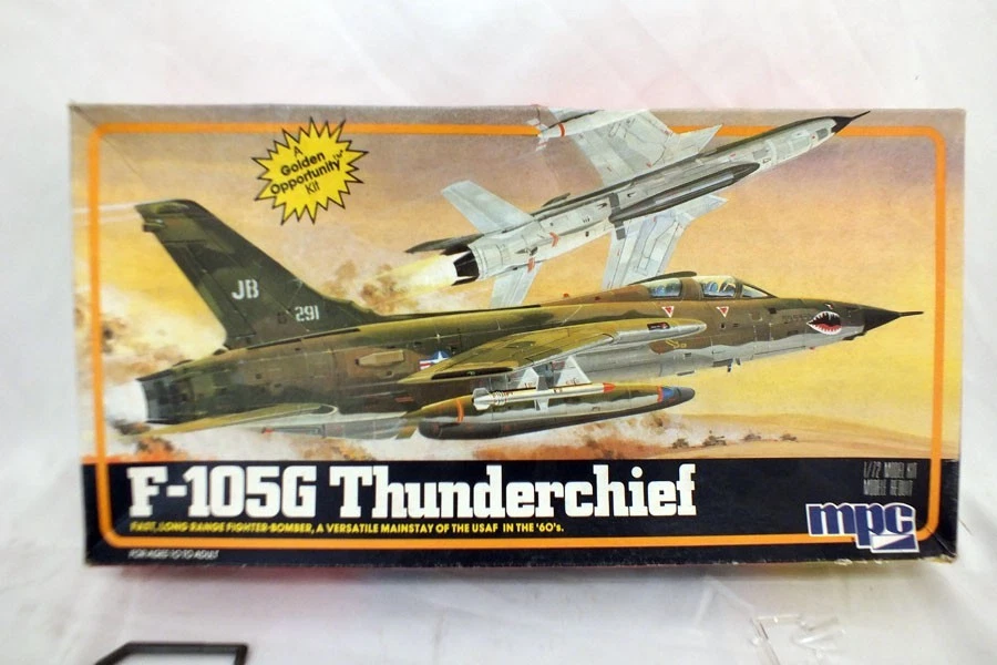 Vintage MPC F-105G Thunderchief Jet Fighter Aircraft 1:72 Model in Box - Image 2 of 4