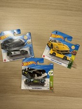 Hot Wheels Ferrari SF90 Stradale, F40 Competizione, Electro Silhouette TH Bundle