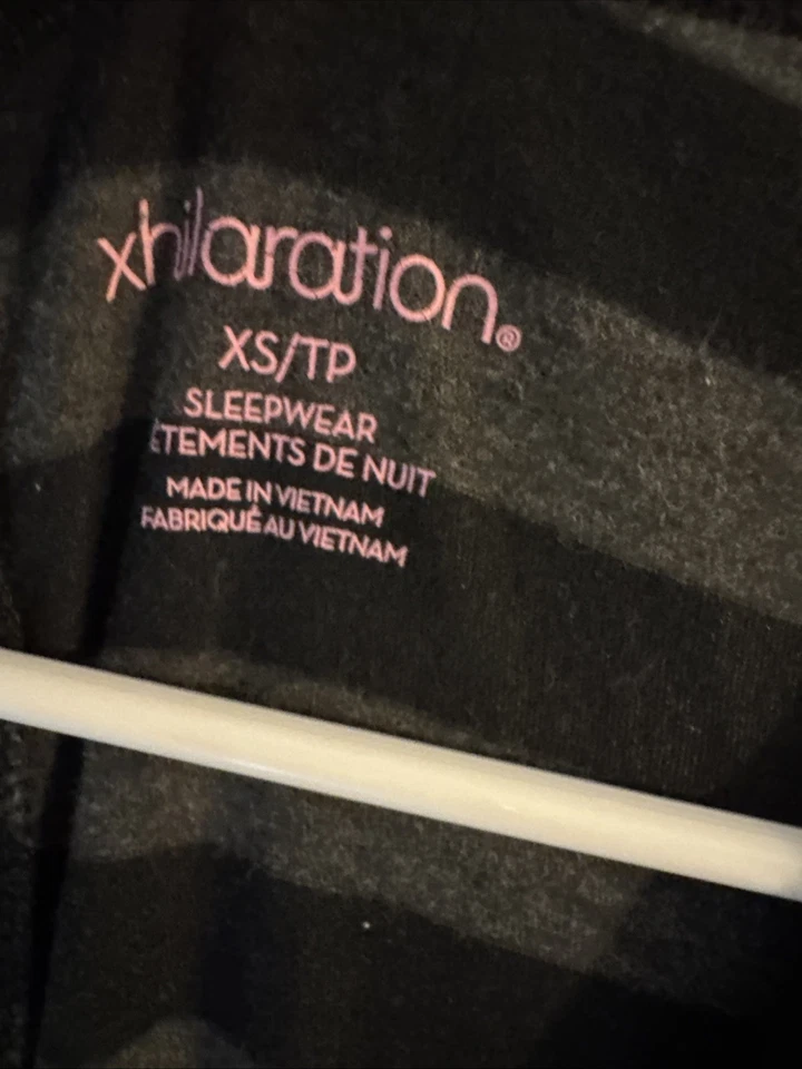 Exhilaration XS Long Sleeve Pajama One Piece Stripe Black - Изображение 3 из 4