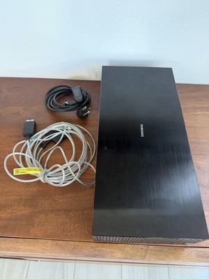 Samsung One Connect SOC-1006R, BN44-00972B, BN96-46950N with Cables.