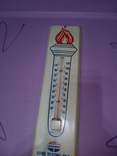 Vintage 1960s Standard STA-CLEAN Metal Thermometer Sign w/ Torch Logo - Picture 4 of 6