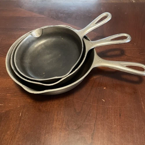 Wagner Ware Sidney-O-Cast Iron Skillet-Set Of 3-(3,4,5) Nickel Covered Bottom