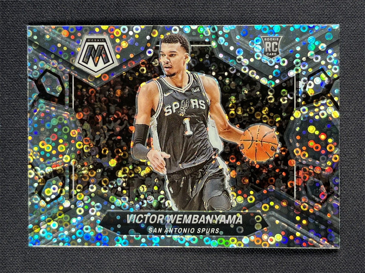2023-24 Panini Mosaic Fast Break Victor Wembanyama #238 Variation Disco RC Spurs