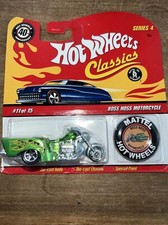 Hot Wheels Classics series 4 Boss Hoss Motorcycle With Button Green 11 Of 15