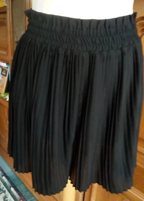 Rock-Short Zara S Polyester? Schwarz - Bild 1 von 4