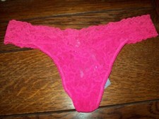 NWT HANKY PANKY ORIGINAL RISE STRETCH LACE THONG PANTIES 4811 FLPK OS FIT 4-14