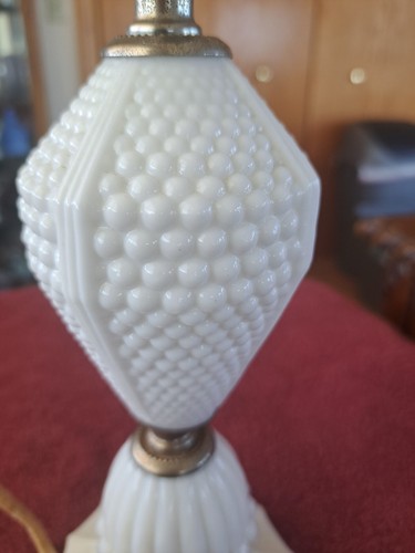 opaque Milk Glass Mid-Century Modern 4 Pattern Small Vintage Parlor Table Lamp - Picture 9 of 20