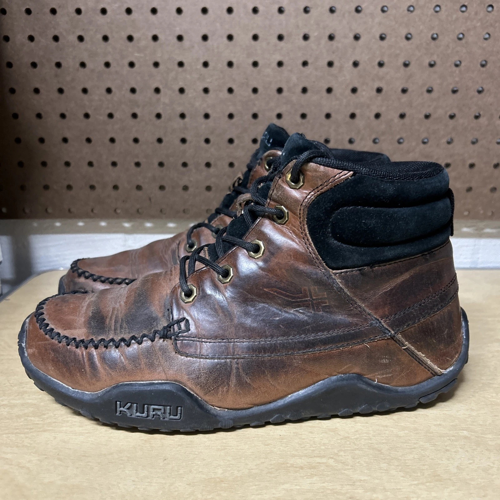 Kuru Quest Mens Size 9.5M Brown Black Outdoor Walking Camp Hiking Leather Boots
Opens in a new windo