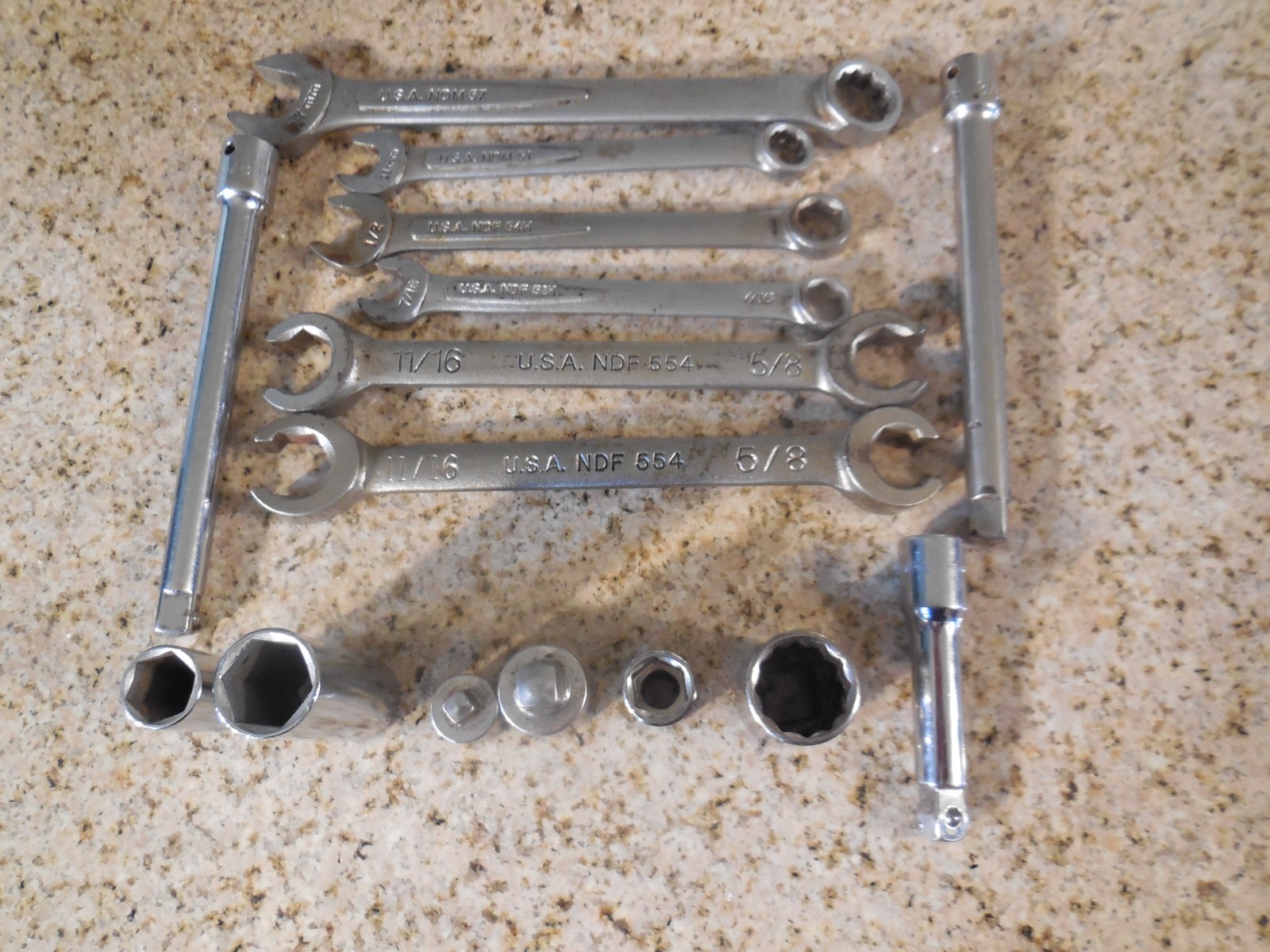 NAPA Hand Tool Lot~16 Pieces~ 6 Wrenches ~ 5 Sockets ~ 2 Adapters ~ 3 Extensions