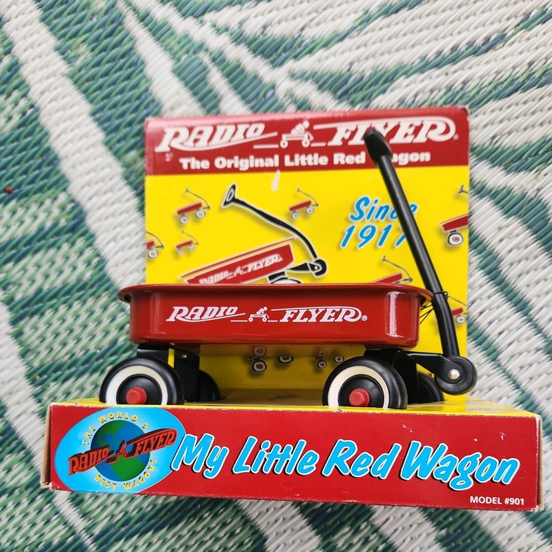 Vintage Mini Radio Flyer Little Red Wagon Model 901 New in Box  '97