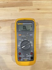 FLUKE 28 II TRUE RMS MULTIMETER (PARTS ONLY) FOR PARTS - SHIPS FAST