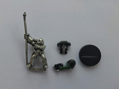 Classic Space Marine Standard Bearer Warhammer 40k Metall OOP Command Squad