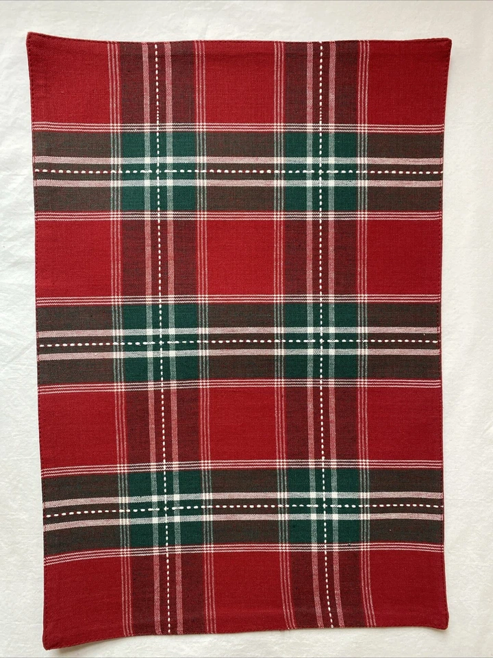 Set of 4 Red & Green Cotton “Lodge Plaid” Christmas/Holiday Reversible Placemats - Image 2 of 4