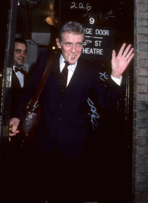 Actor William Hickey departs the theater after opening night pe - 1986 Photo 2