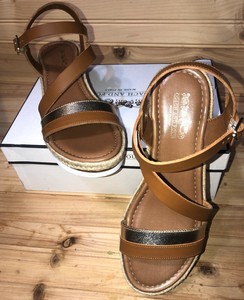 coach and four sandals