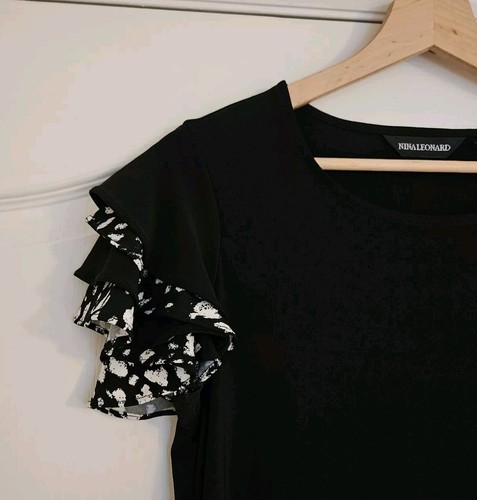 Nina Leonard Short Print and Solid Tiered Sleeve Jersey Top, Black Multi, Size M - Picture 3 of 4