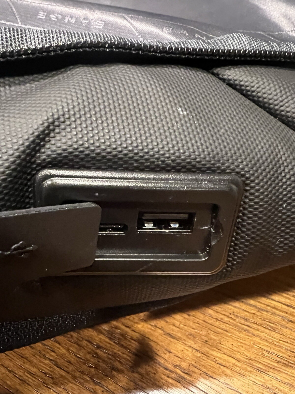 Bange Backpack - image 4