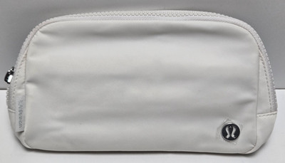 lululemon   Everywhere Belt Bag   1L   Light Ivory   Crossbody (0568 W3)